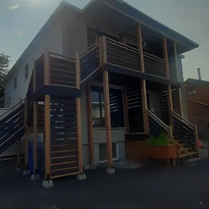 2* Bed & Breakfast The International House